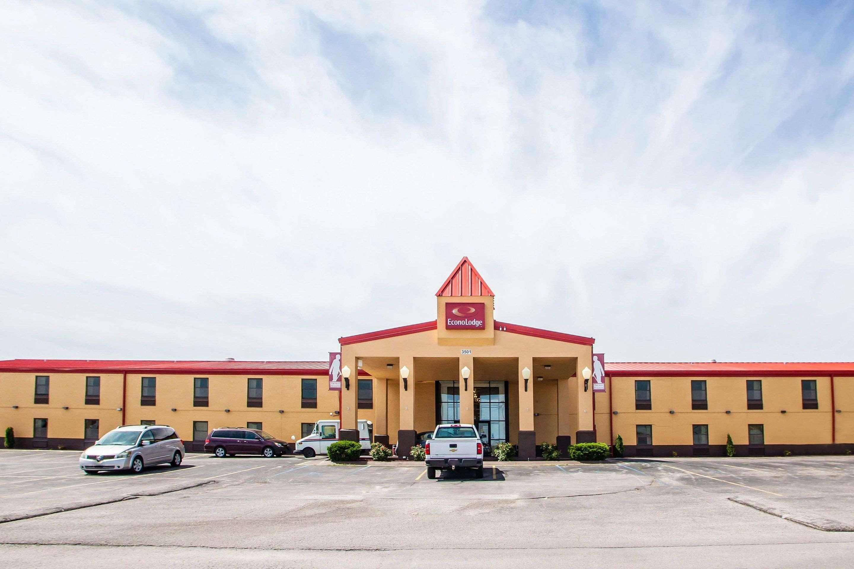 Econo Lodge Truman Inn Sedalia Exterior photo